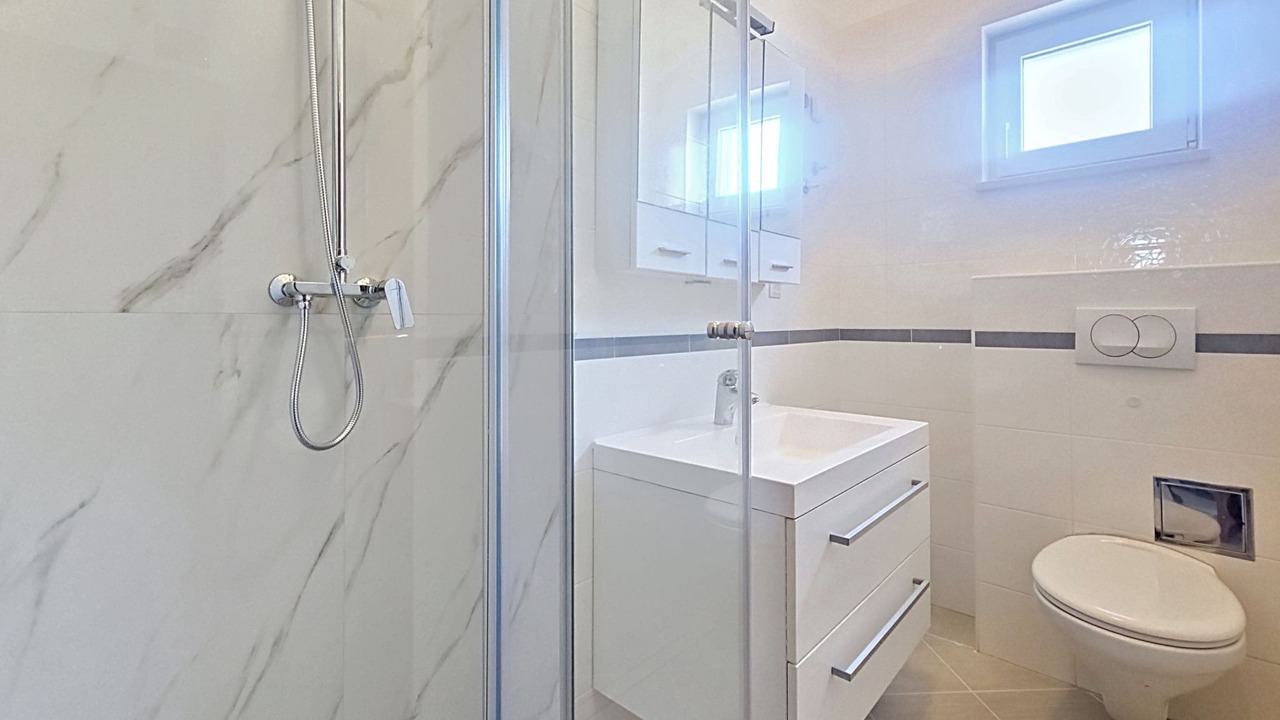 Photo of Bathroom in Okrug Gornji