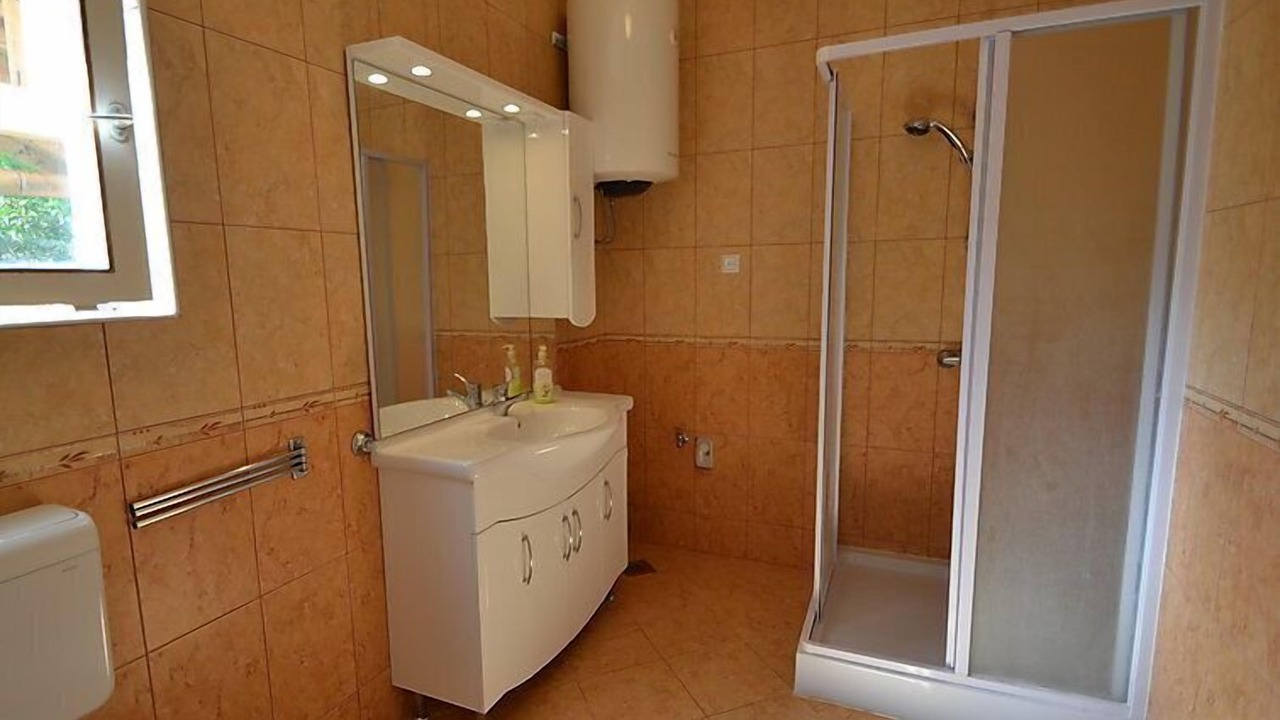Photo of Bathroom in Opric