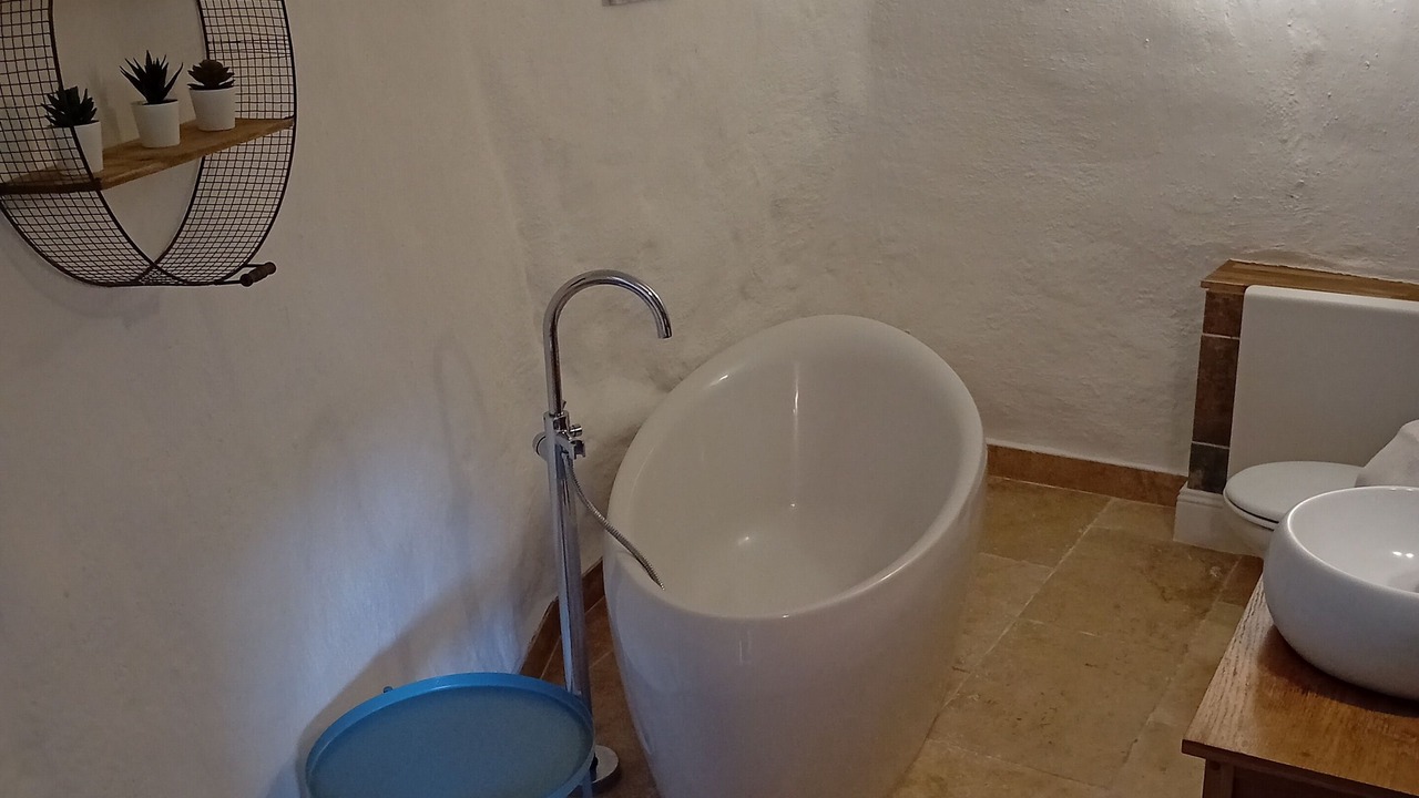 Photo of Bathroom in Azay-le-Rideau