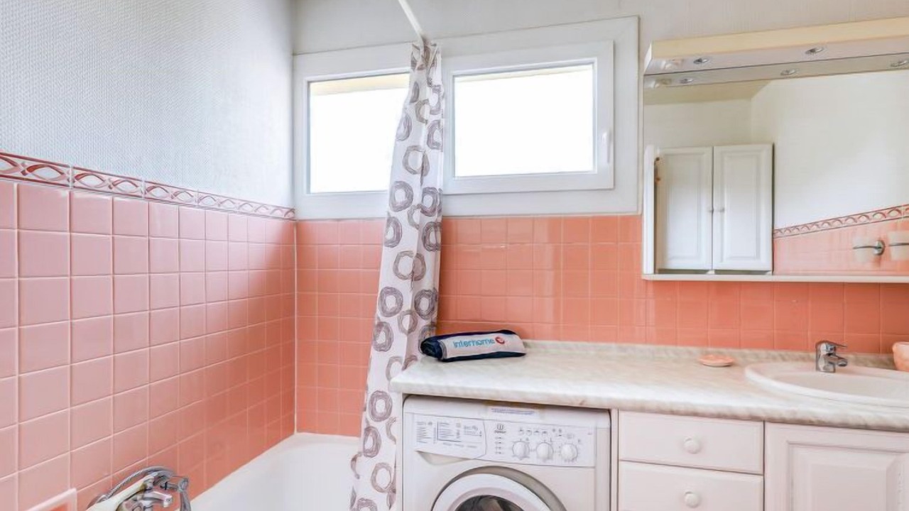 Photo of Bathroom in Boulouris-sur-Mer