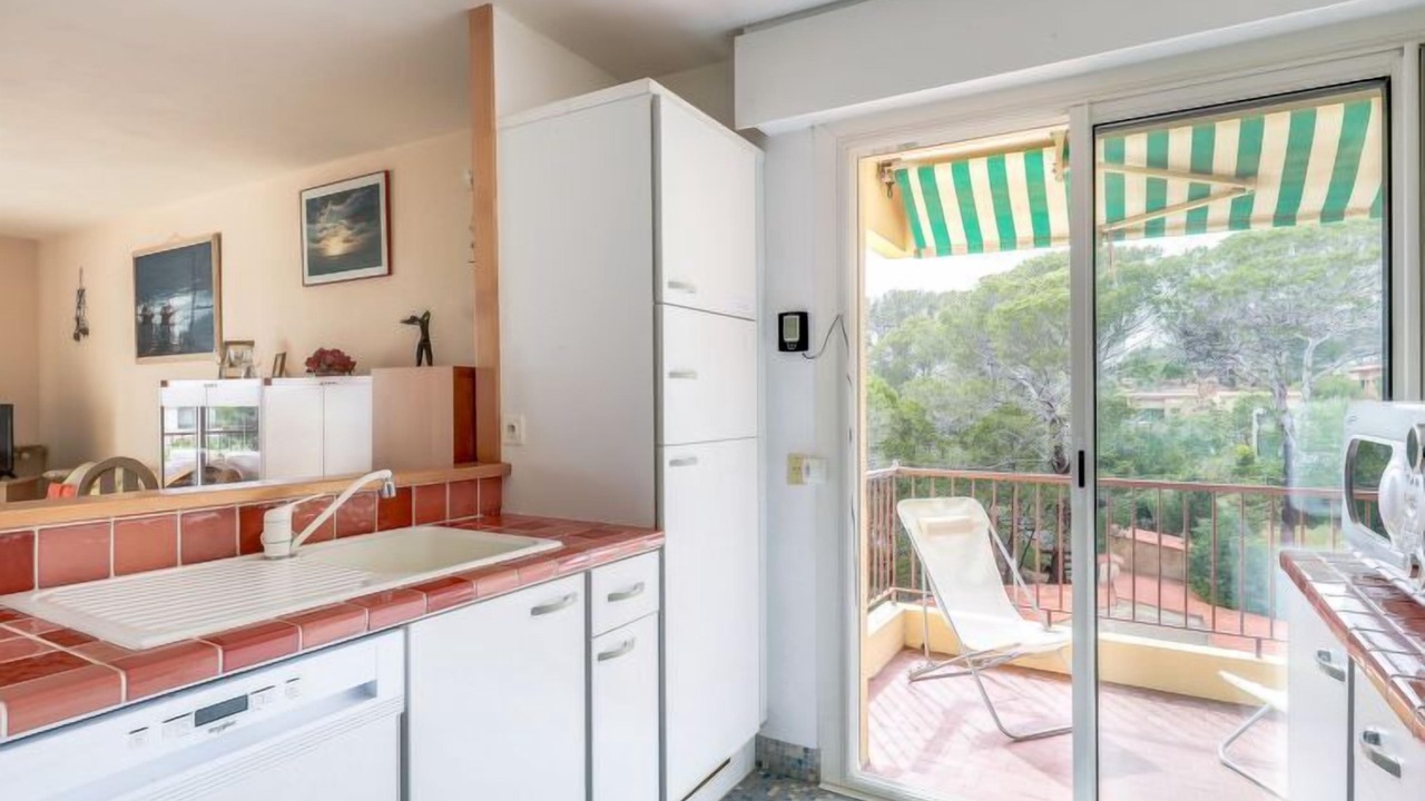 Photo of Bedroom in Boulouris-sur-Mer