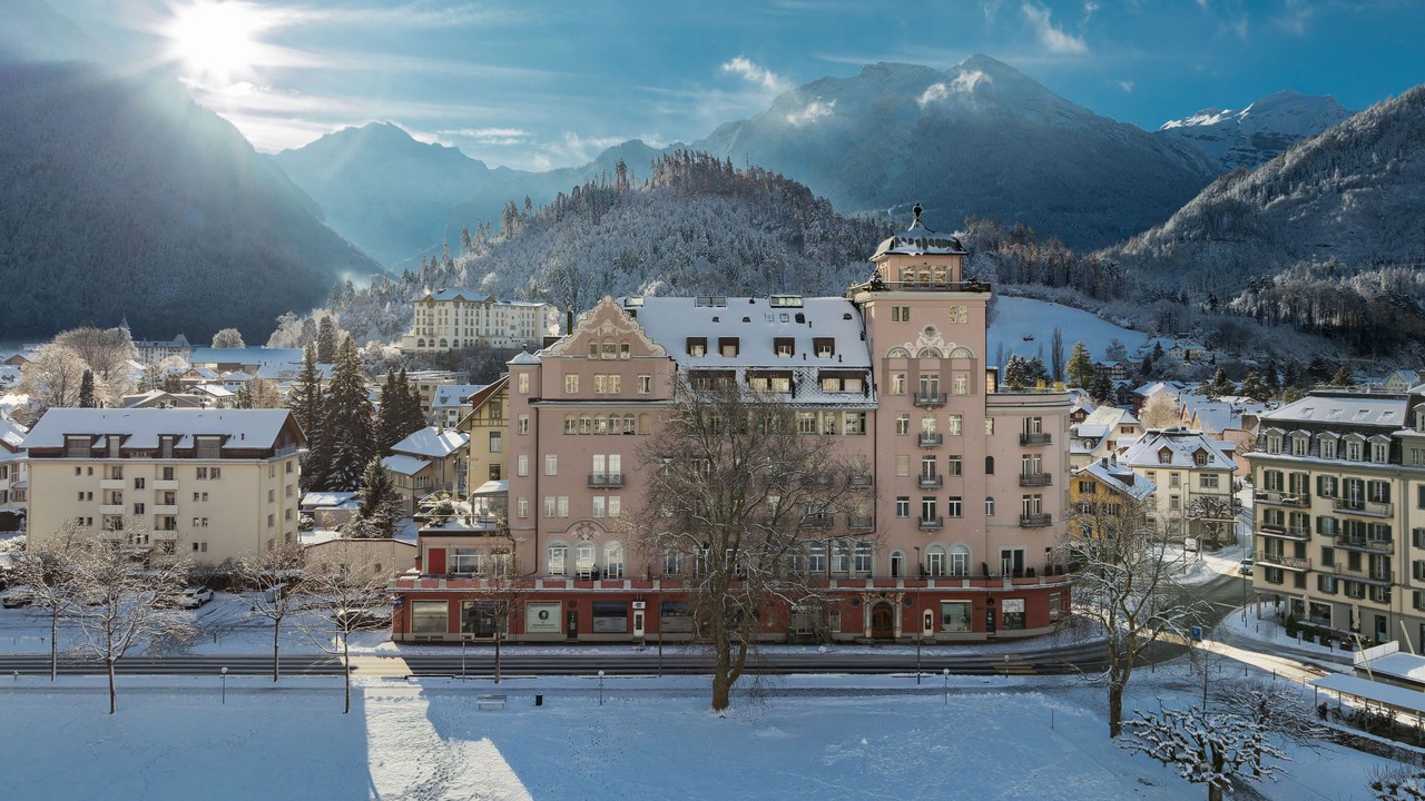 Photo of Others in Central Interlaken