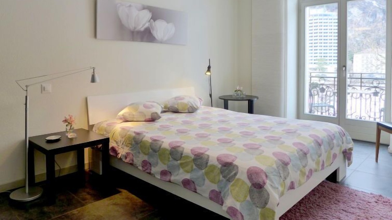 Photo of Others in Central Interlaken