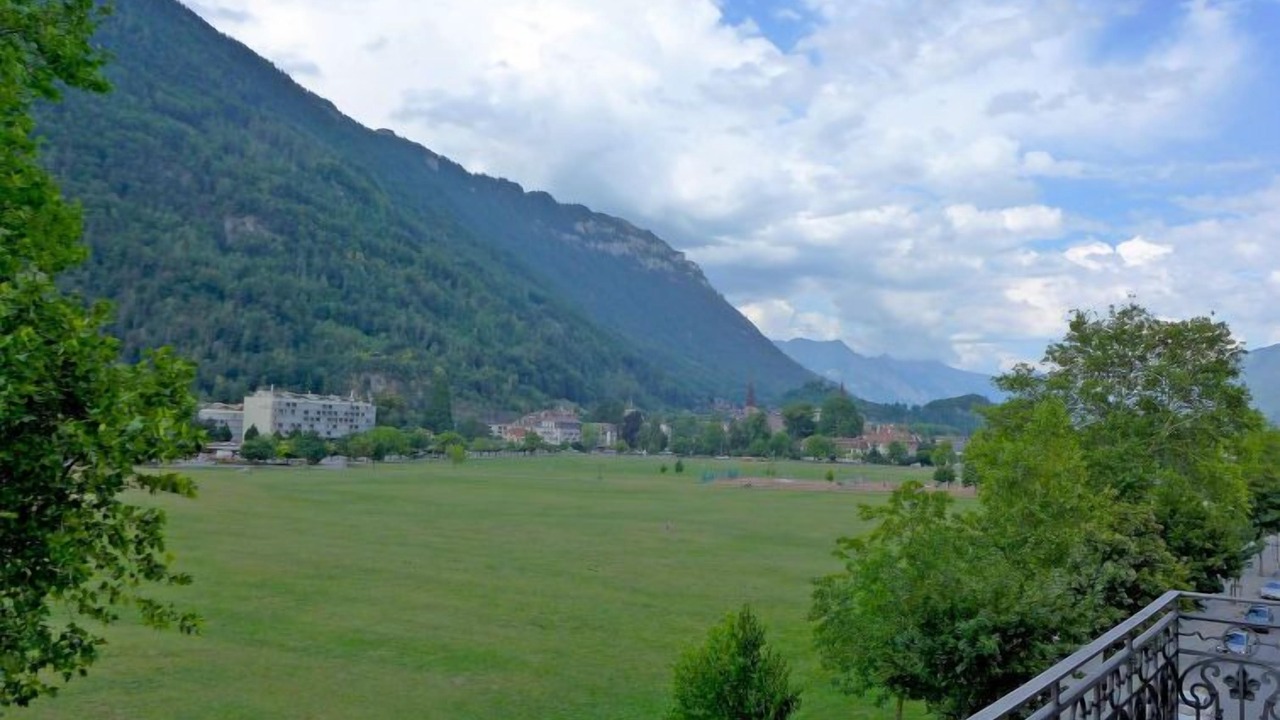 Photo of Others in Central Interlaken