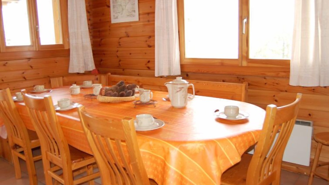 Photo of Bedroom in Saint-Pierre-de-Clages