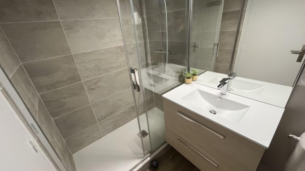 Photo of Bathroom in Carnac