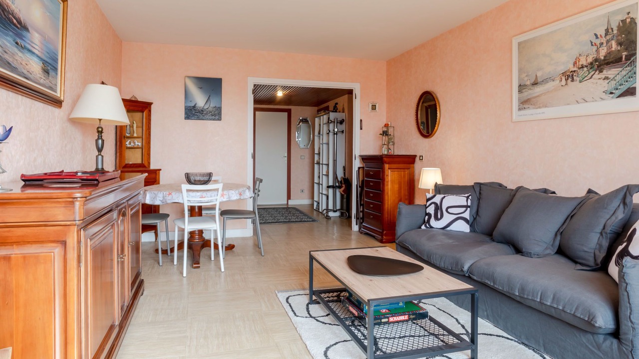 Photo of Livingroom in Trouville-sur-Mer