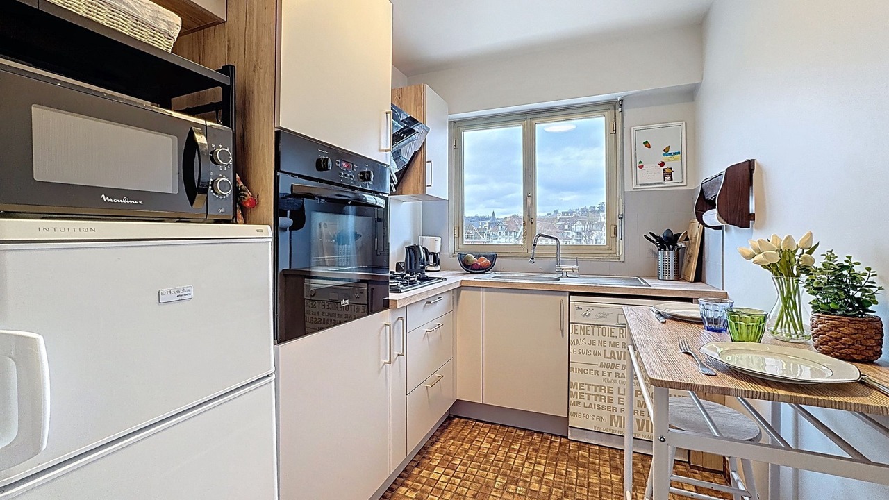Photo of Bedroom in Trouville-sur-Mer