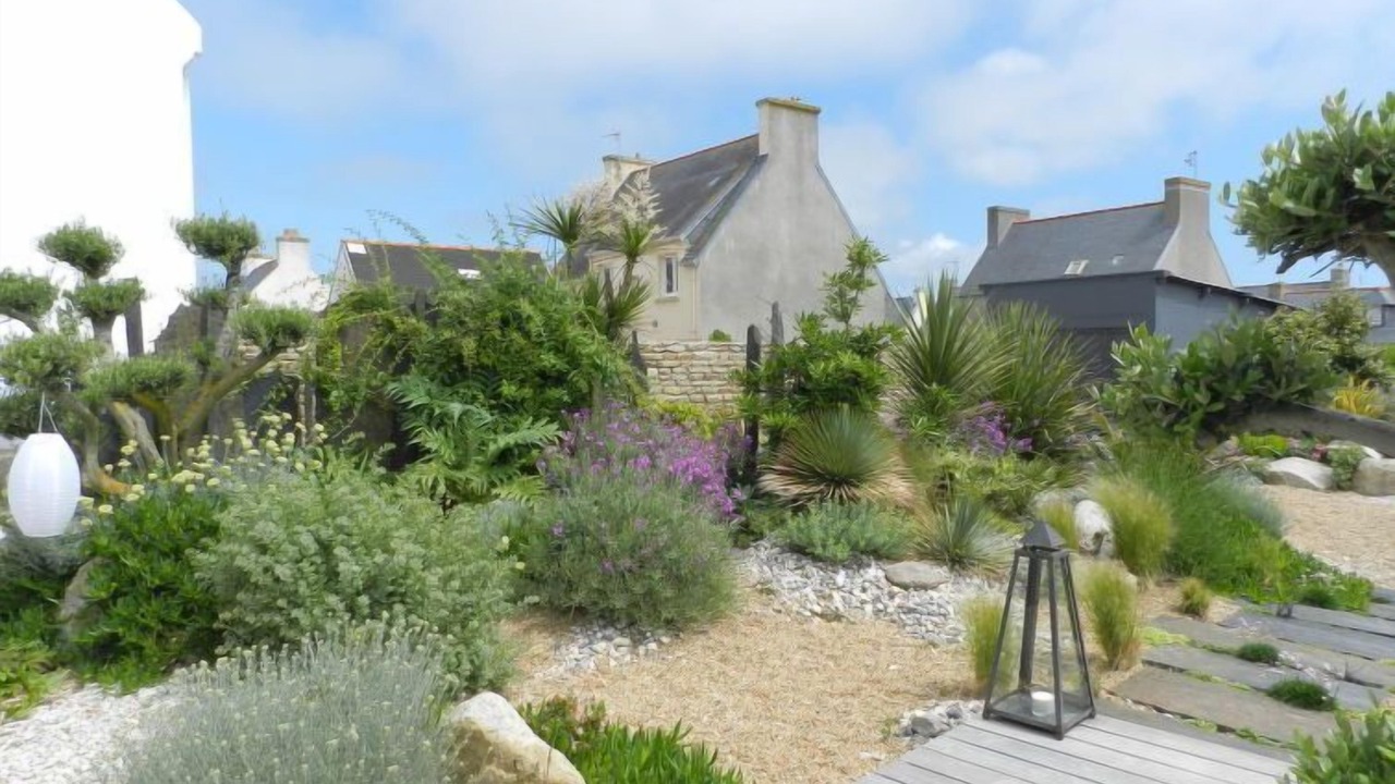 Photo of Others in Saint-Guenole