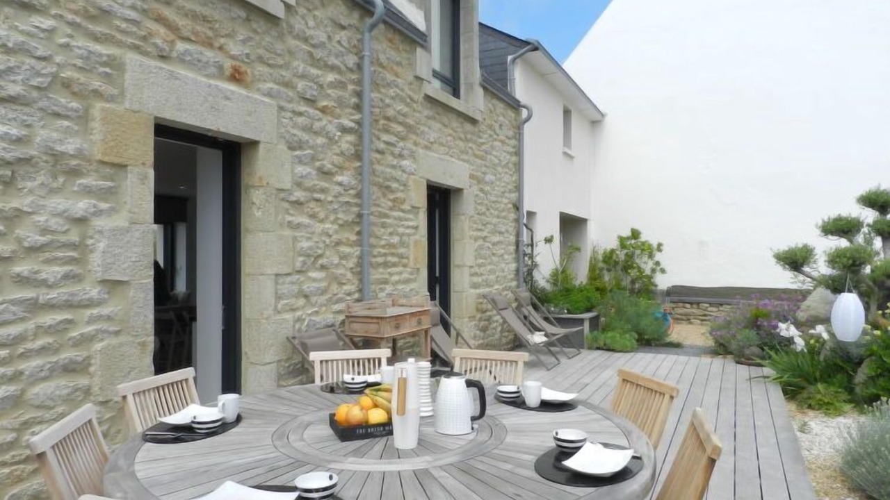 Photo of Others in Saint-Guenole