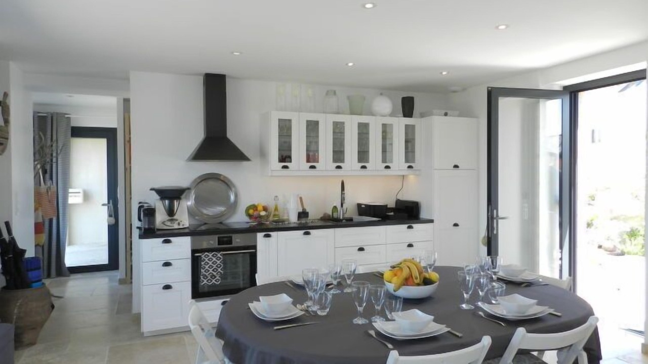 Photo of Bedroom in Saint-Guenole