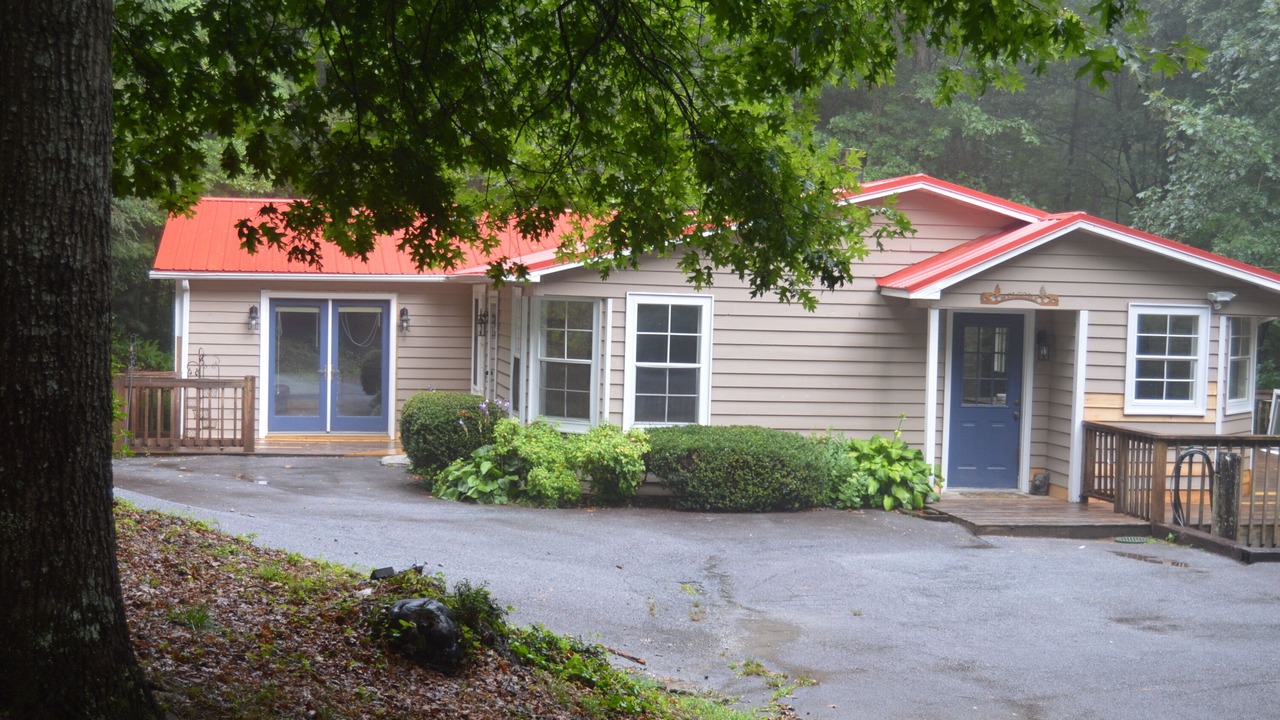 Photo of Outdoor in Sapphire