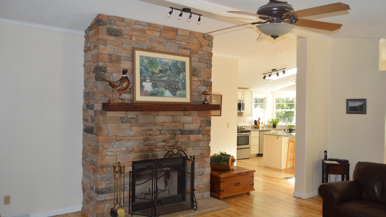 Photo of Livingroom in Sapphire
