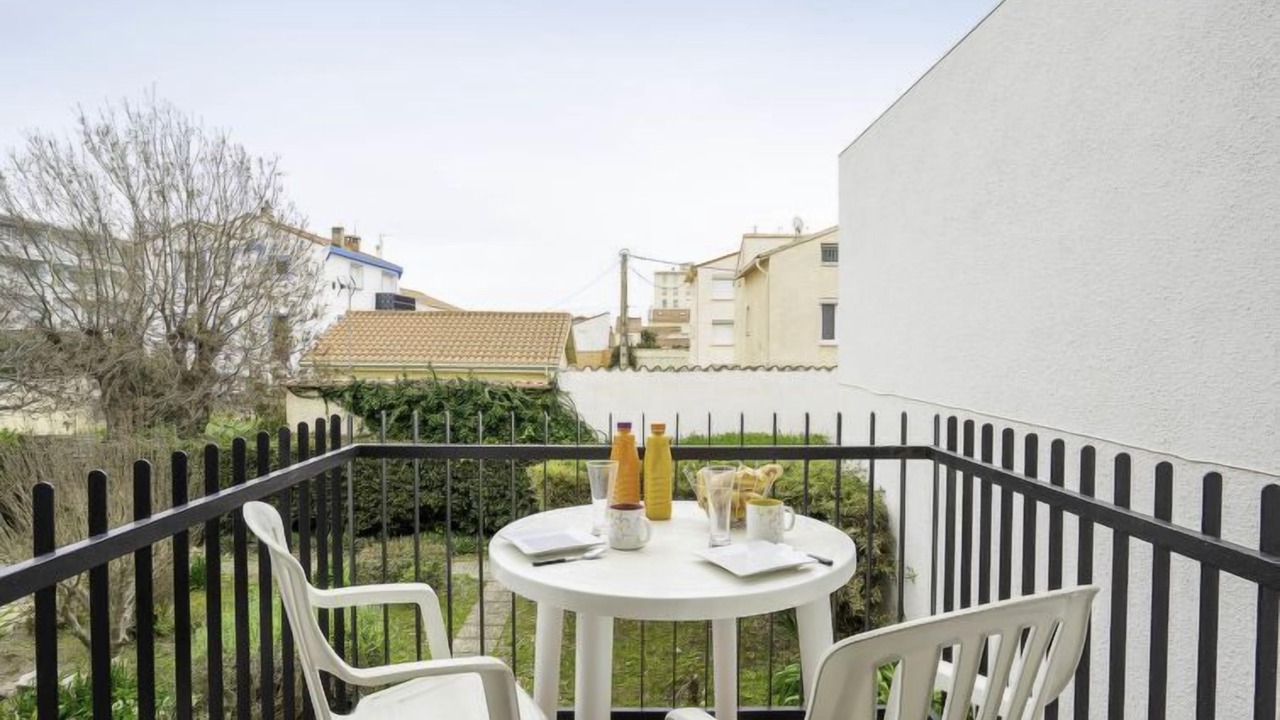 Photo of Others in La Jetee