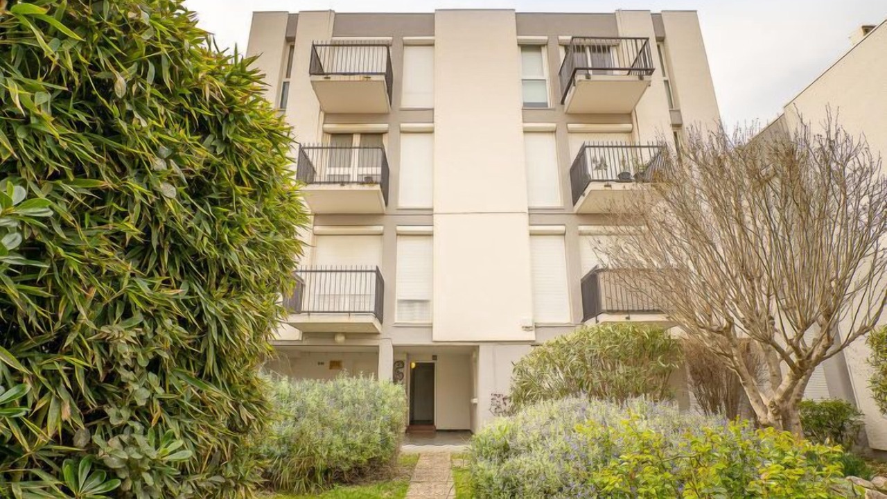 Photo of Others in La Jetee