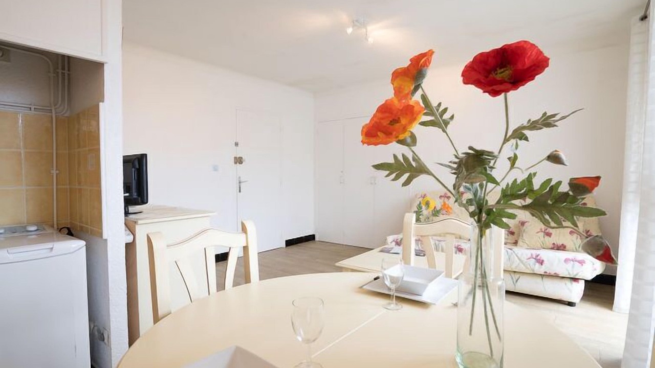 Photo of Livingroom in La Jetee