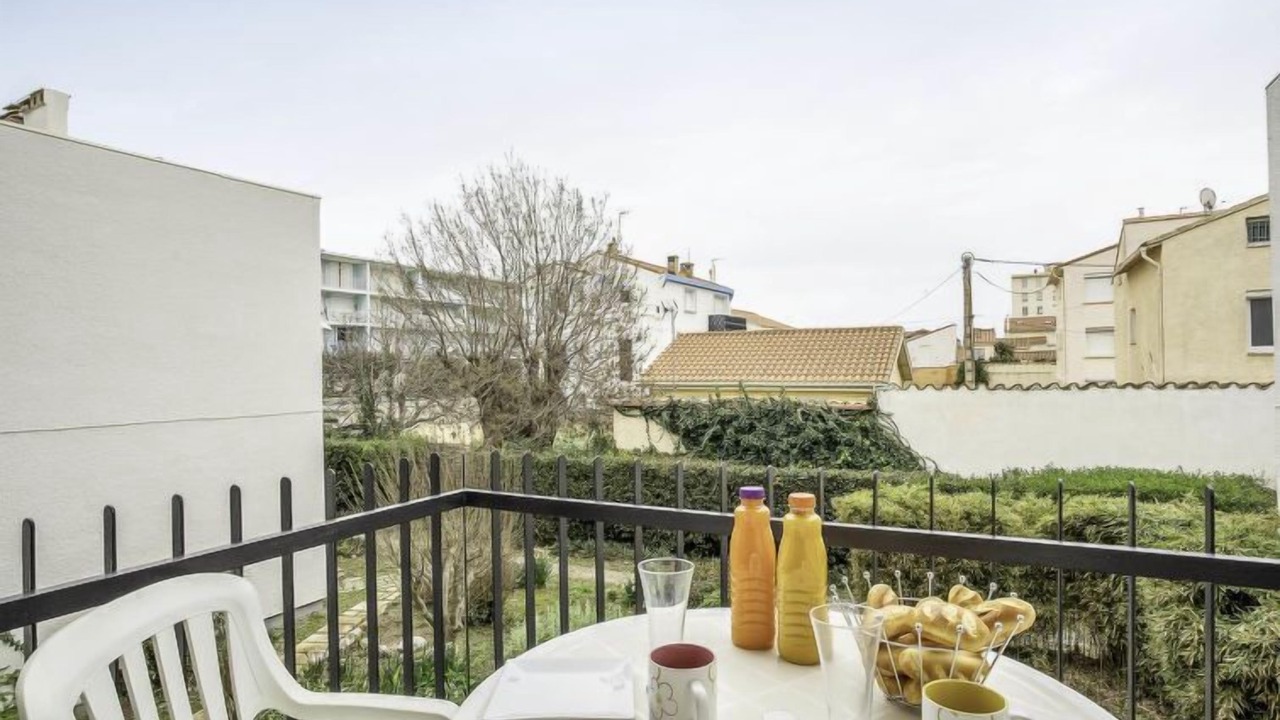 Photo of Others in La Jetee