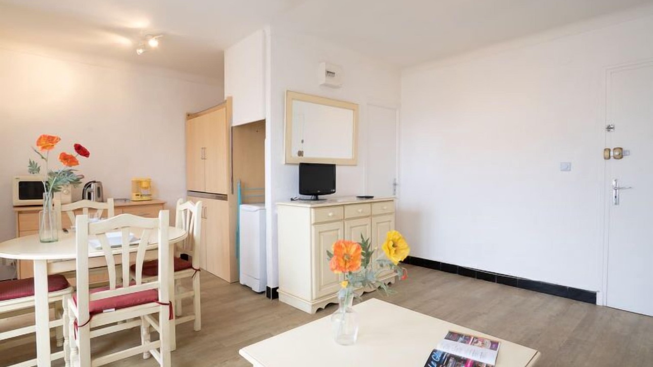 Photo of Livingroom in La Jetee