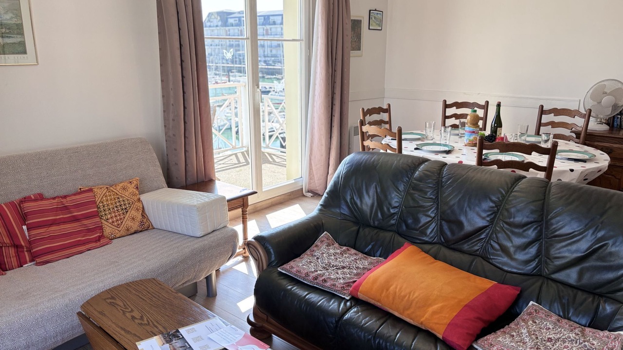 Photo of Livingroom in Port Guillaume