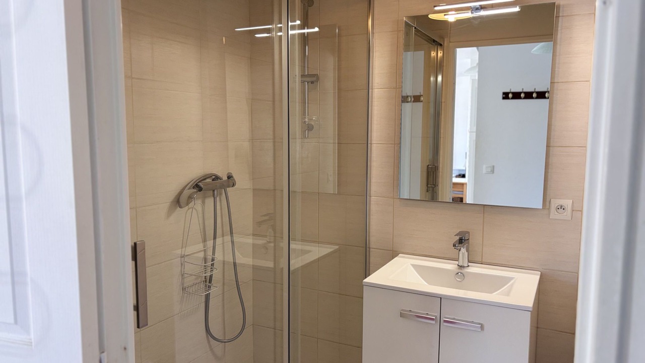 Photo of Bathroom in Port Guillaume