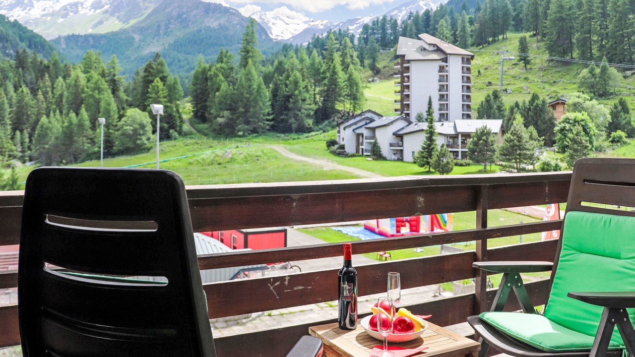 Photo of Others in Noveli