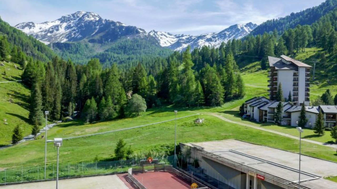 Photo of Others in Noveli