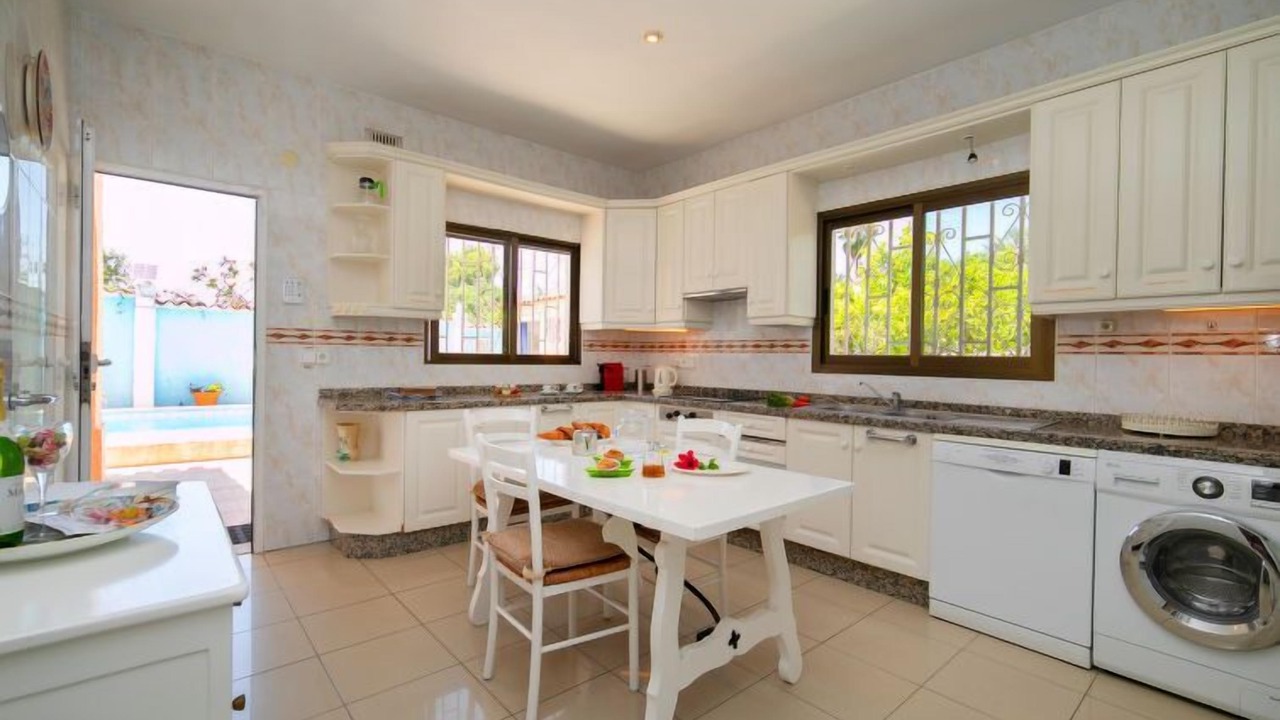 Photo of Bedroom in El Albir