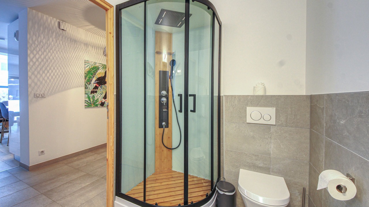 Photo of Bathroom in Les Praz-de-Chamonix