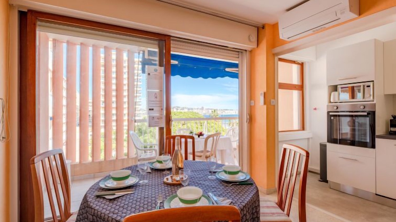 Photo of Livingroom in Frejus Port