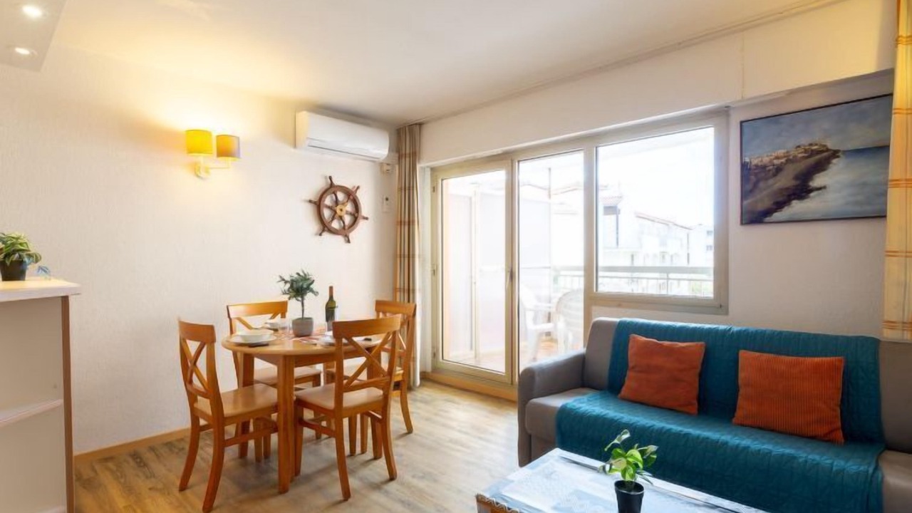 Photo of Livingroom in Sainte-Maxime City Centre