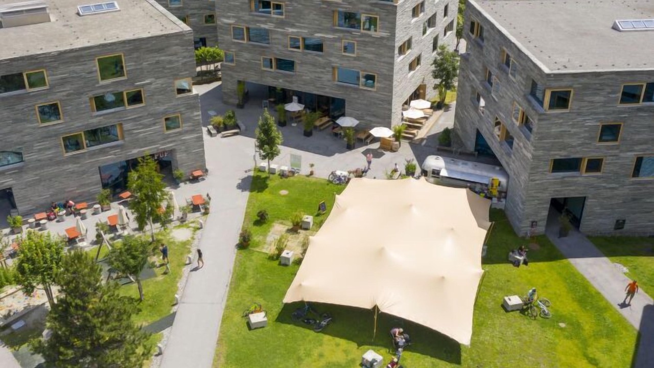 Photo of Others in Laax