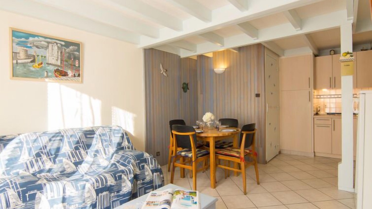 Photo of Bedroom in Saint-Georges-de-Didonne