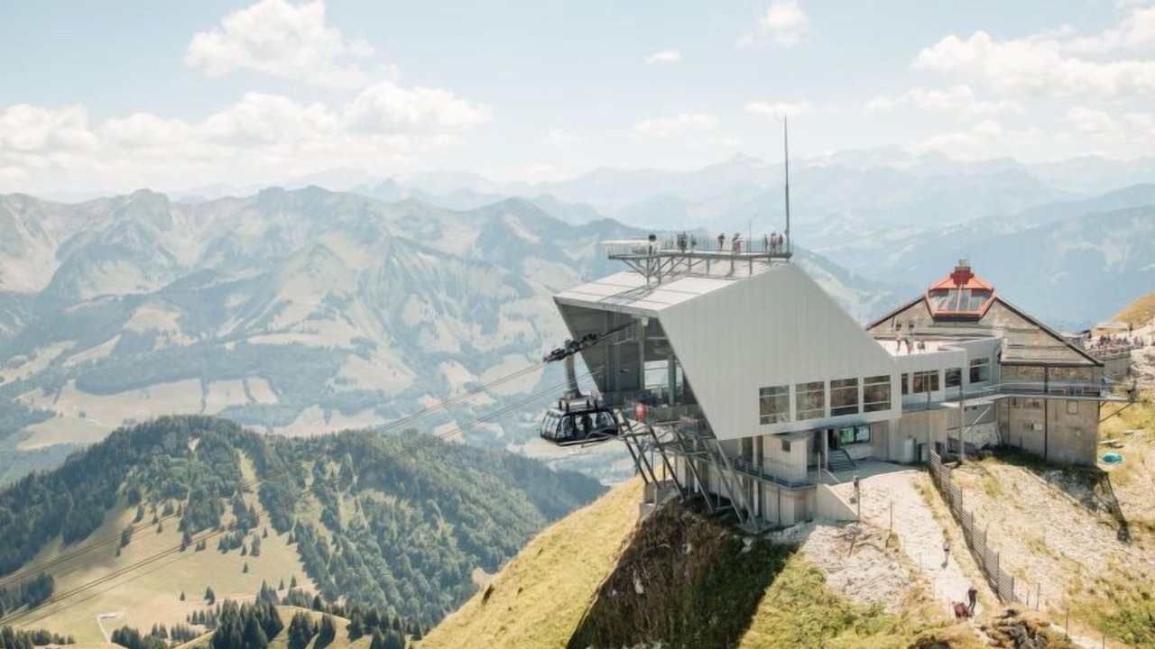 Photo of Others in Moleson