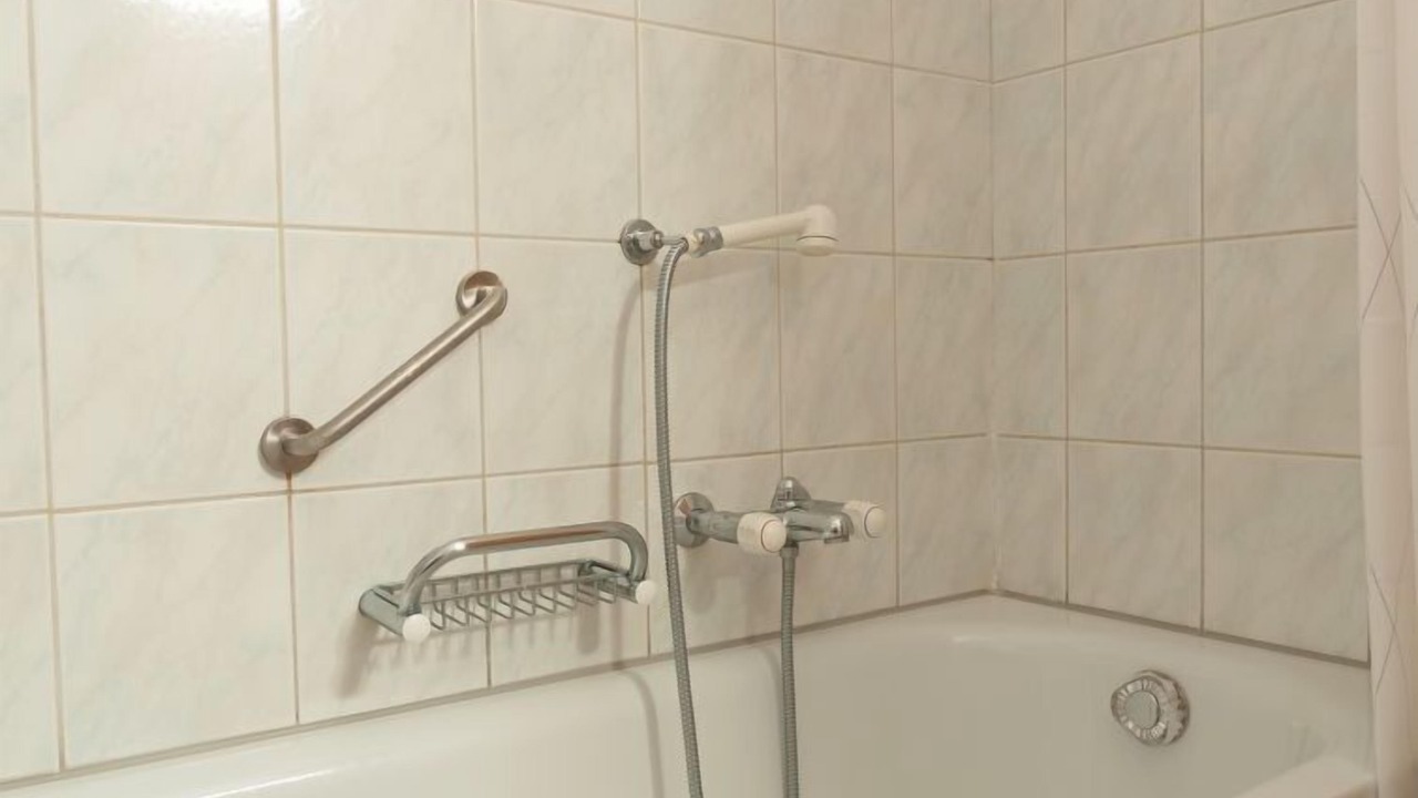 Photo of Bathroom in Saint-Pierre-de-Clages