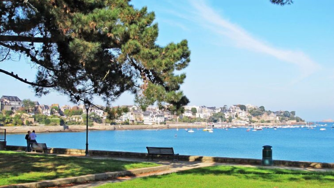 Photo of Others in Dinard