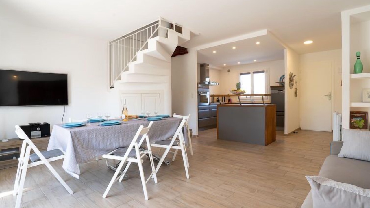 Photo of Bedroom in Hyeres