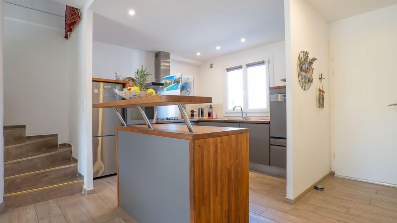 Photo of Bedroom in Hyeres