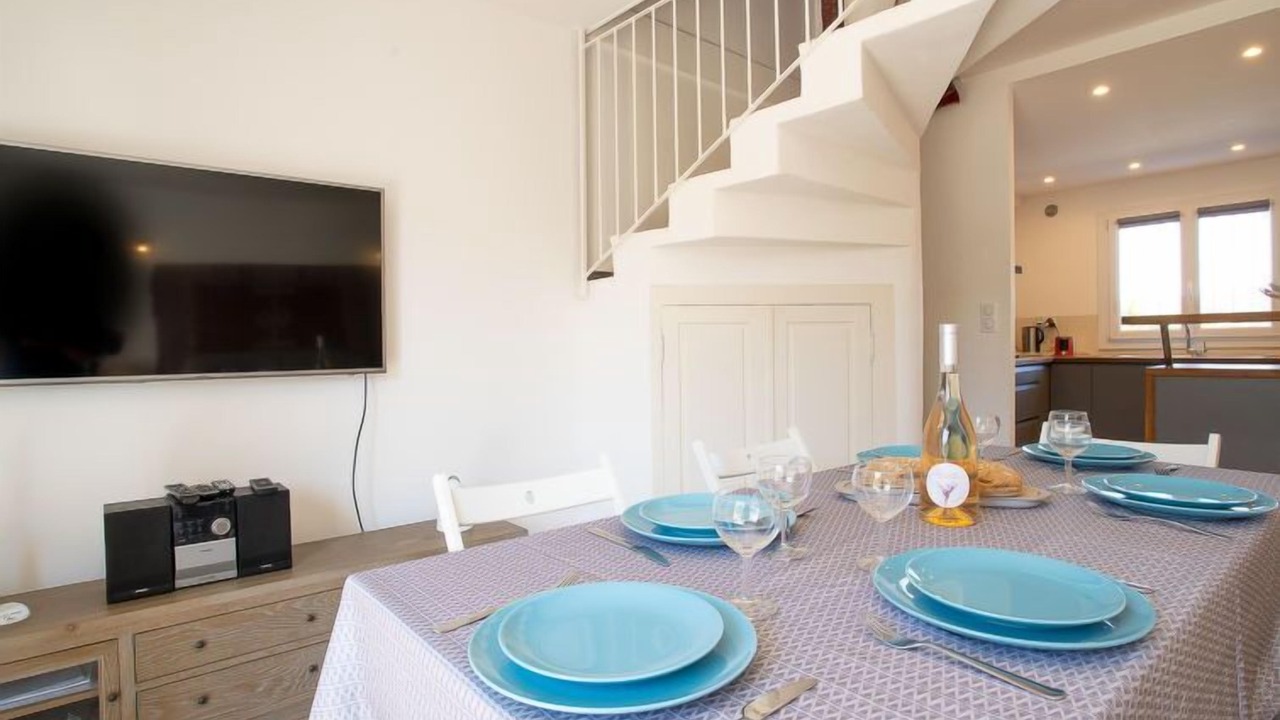 Photo of Bedroom in Hyeres