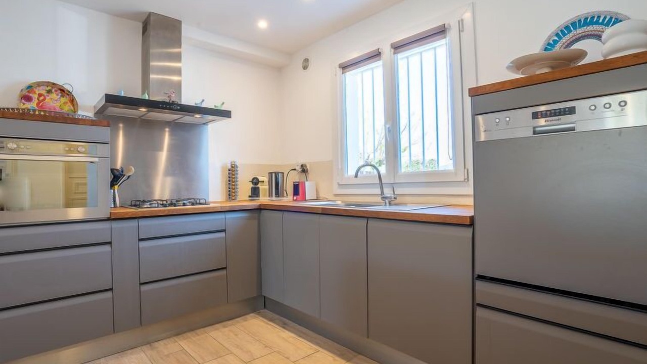 Photo of Bedroom in Hyeres