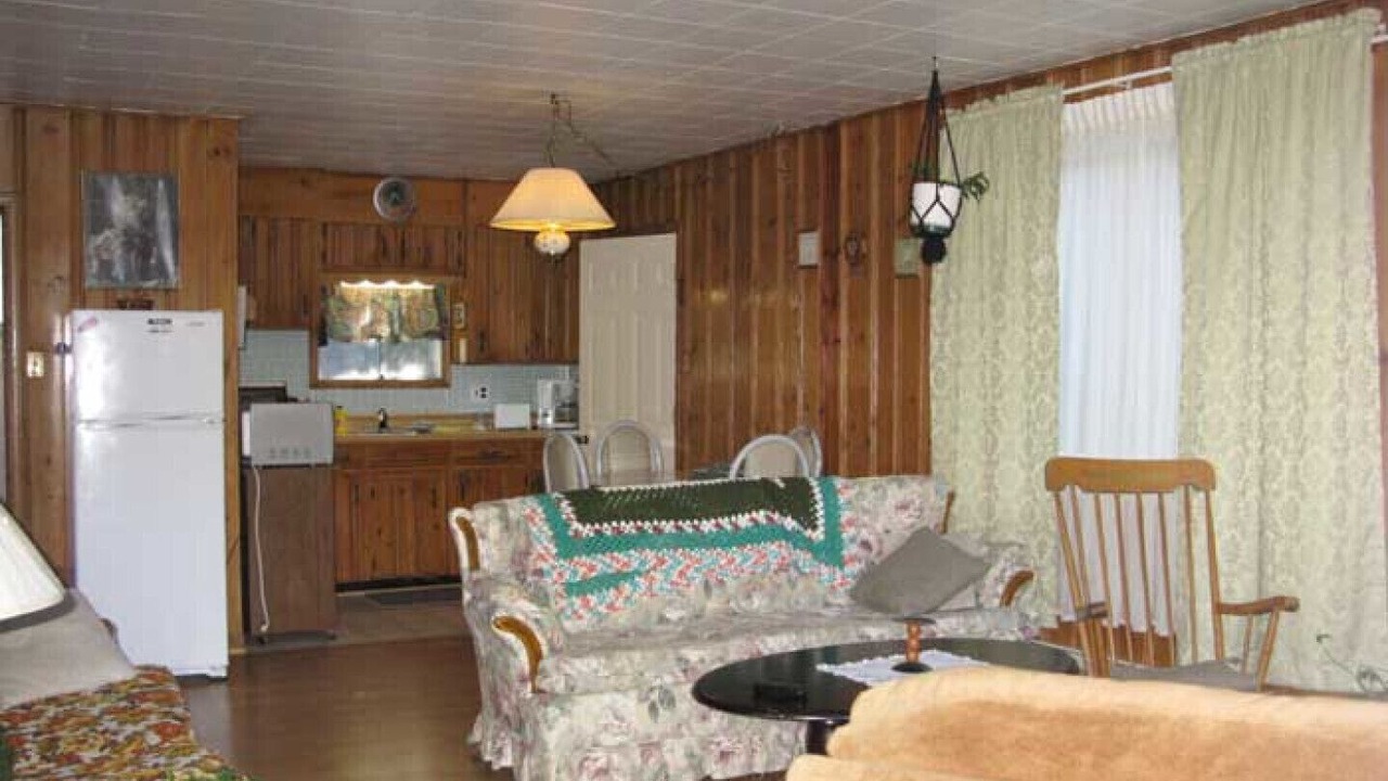 Photo of Livingroom in Port Elgin