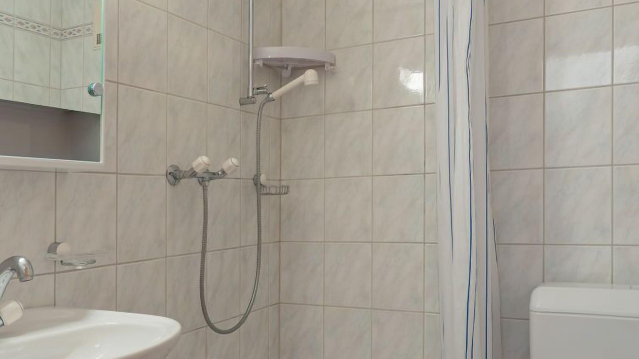 Photo of Bathroom in Saint-Pierre-de-Clages