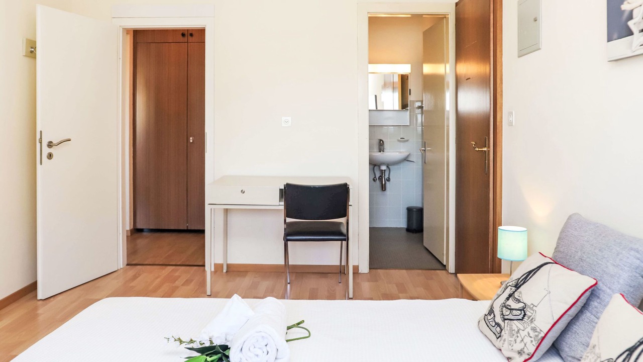 Photo of Others in Noveli