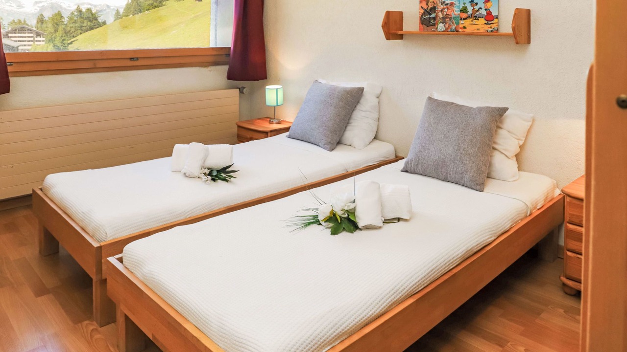 Photo of Others in Noveli