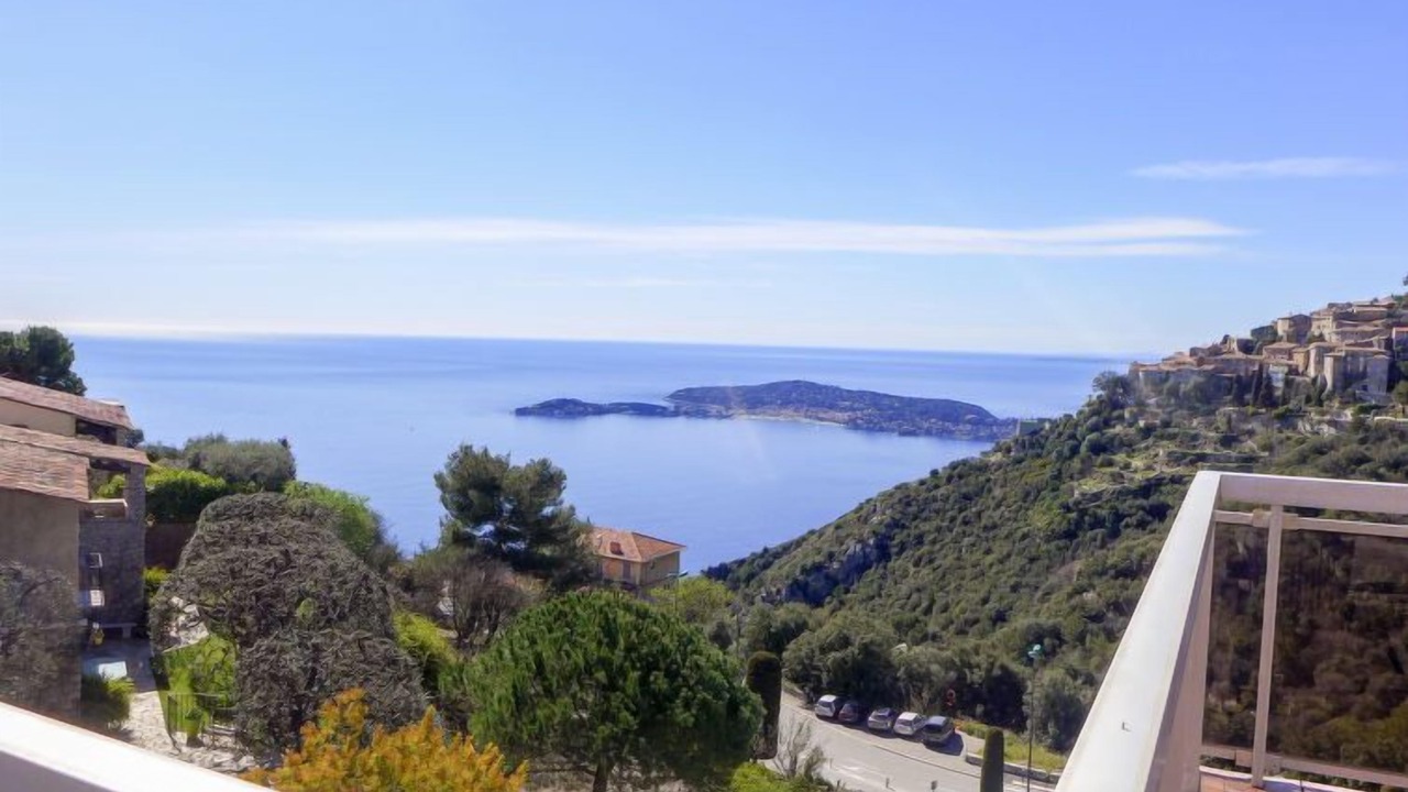 Photo of Others in Eze