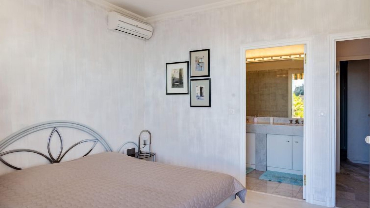 Photo of Others in Eze