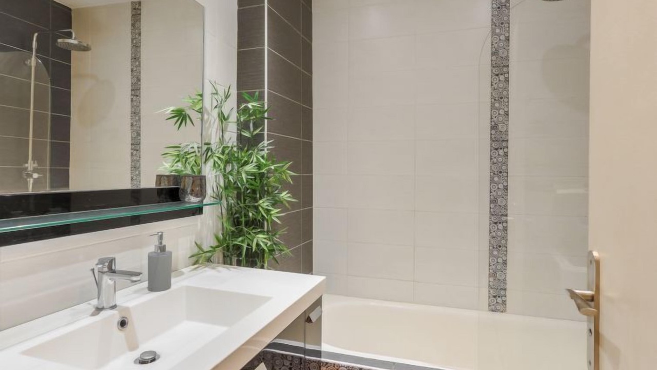 Photo of Bathroom in Thiers