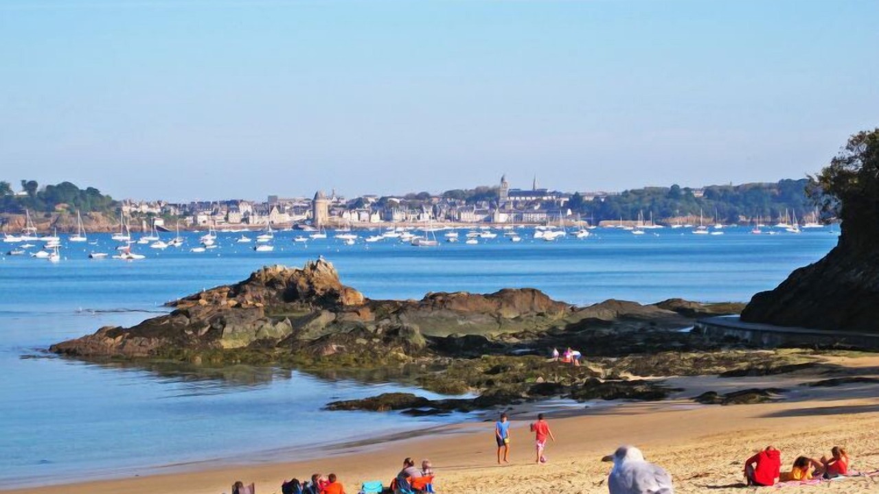 Photo of Others in Dinard