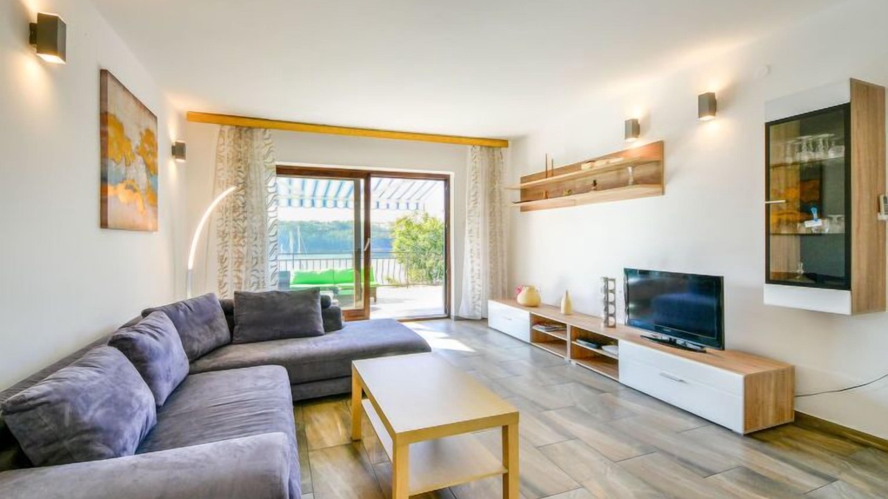 Photo of Livingroom in Omisalj