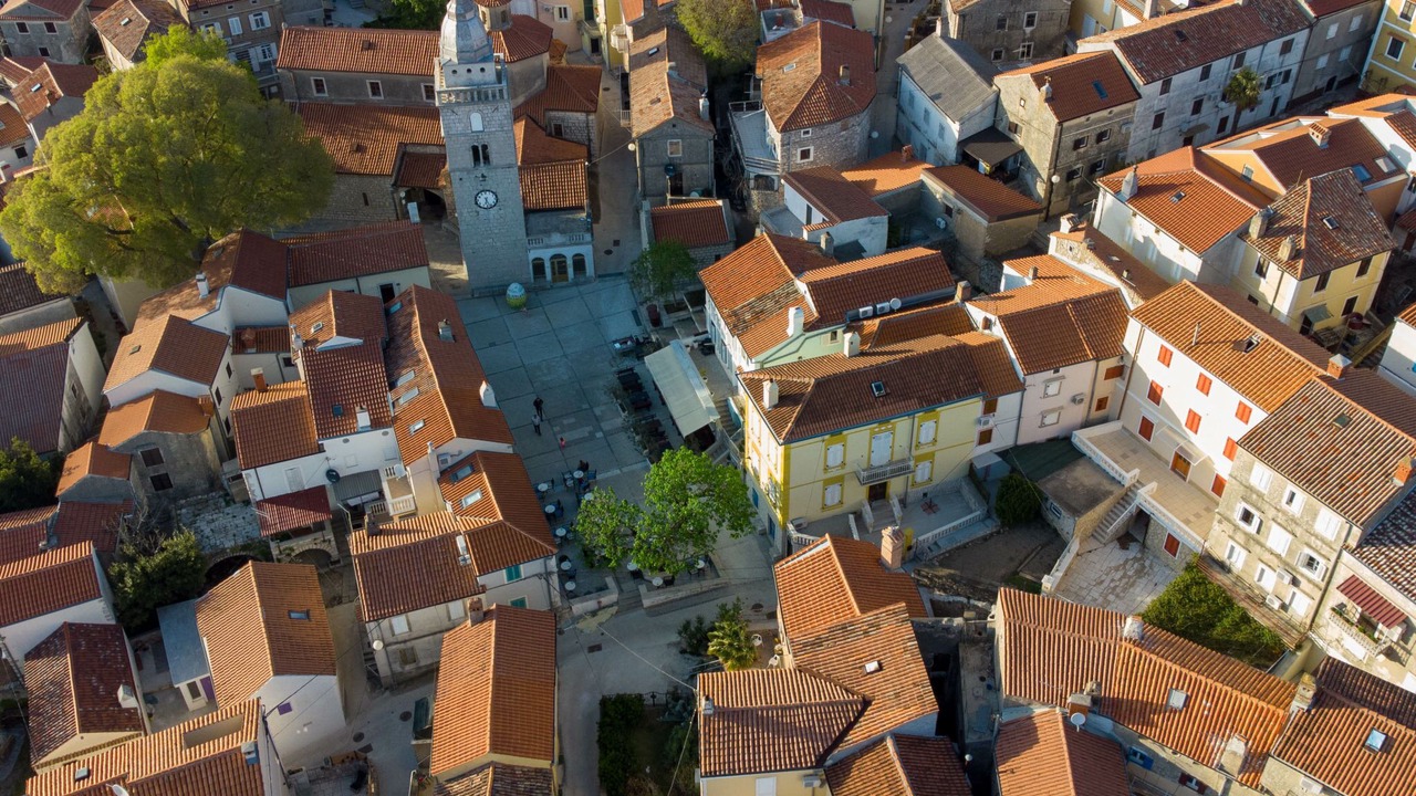 Photo of Others in Omisalj
