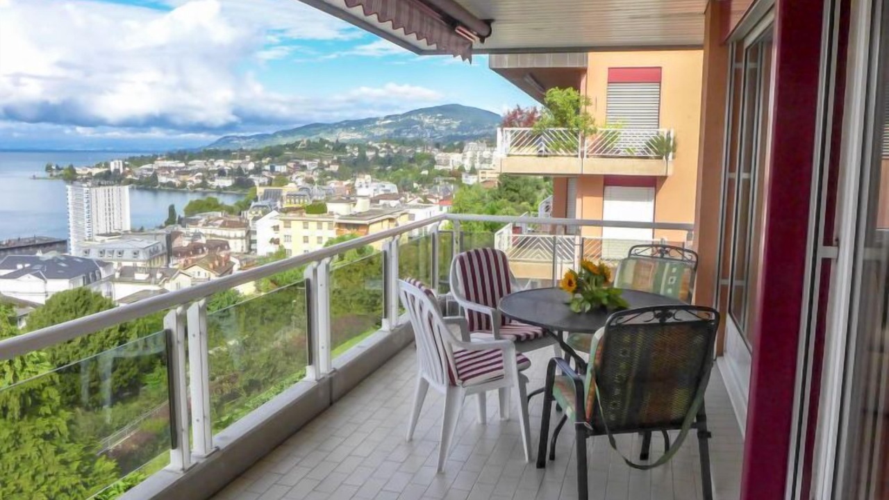 Photo of Others in Montreux